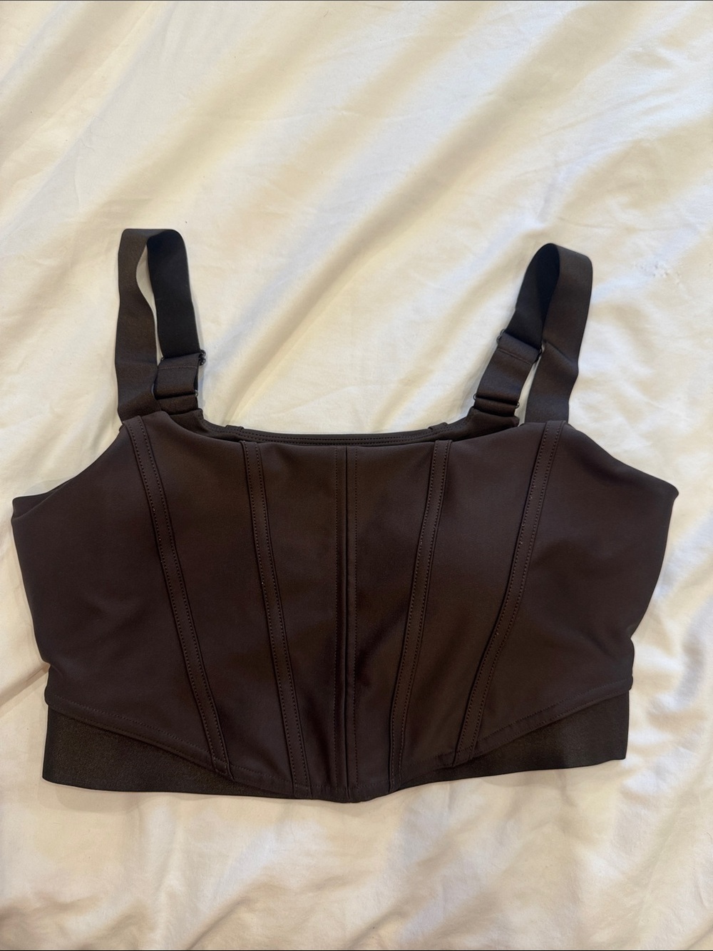 ALO Yoga Sculpted Crop Top - Dark Brown